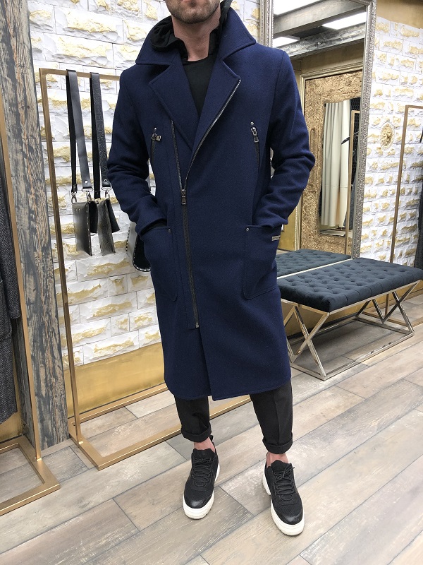 Пальто мужское 42