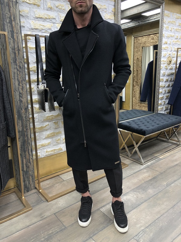 Пальто мужское 44